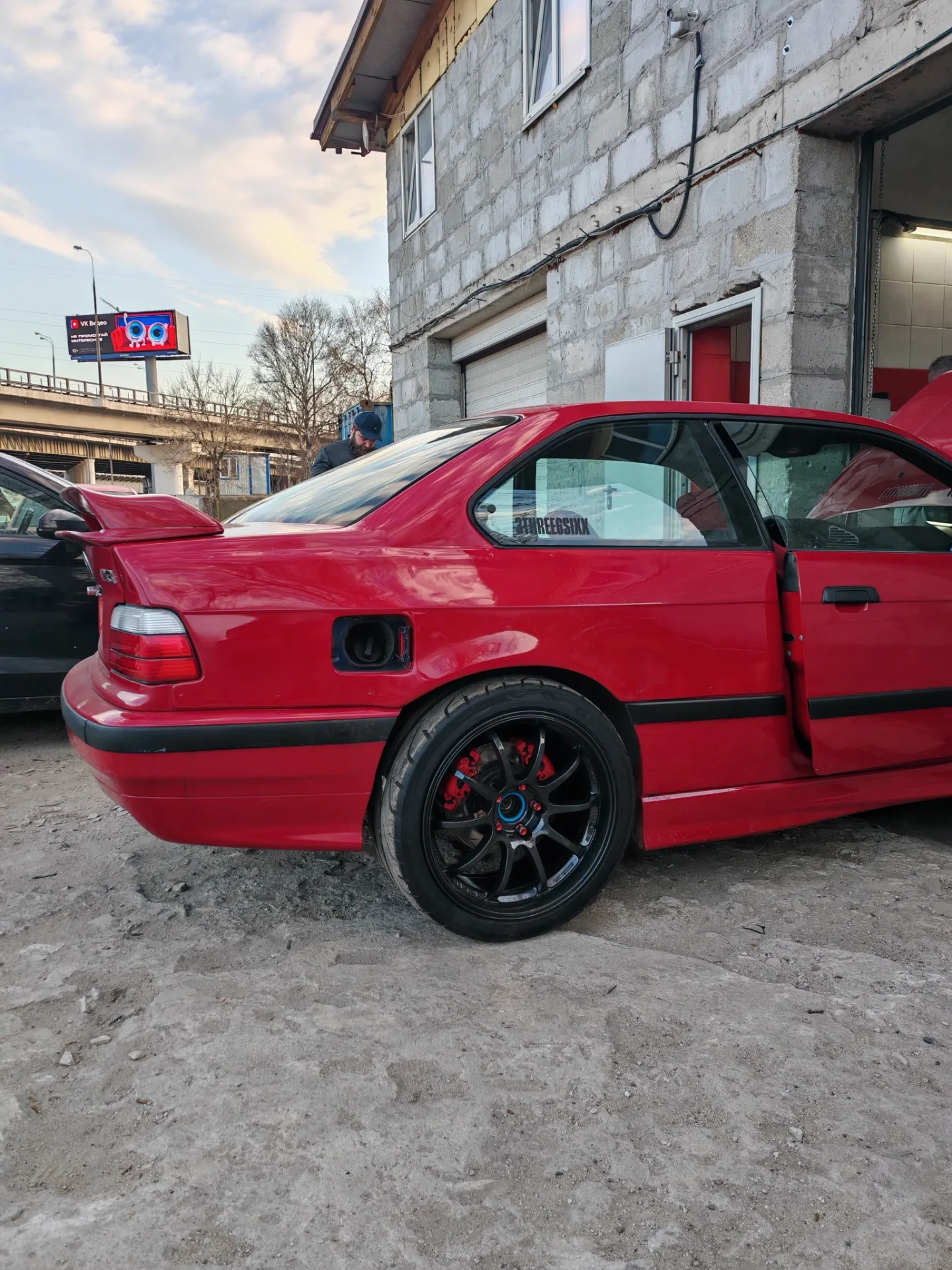 BMW E36 Coupe — обложка проекта